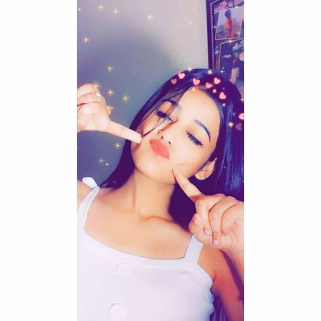 Cute Girl Pic for Dp