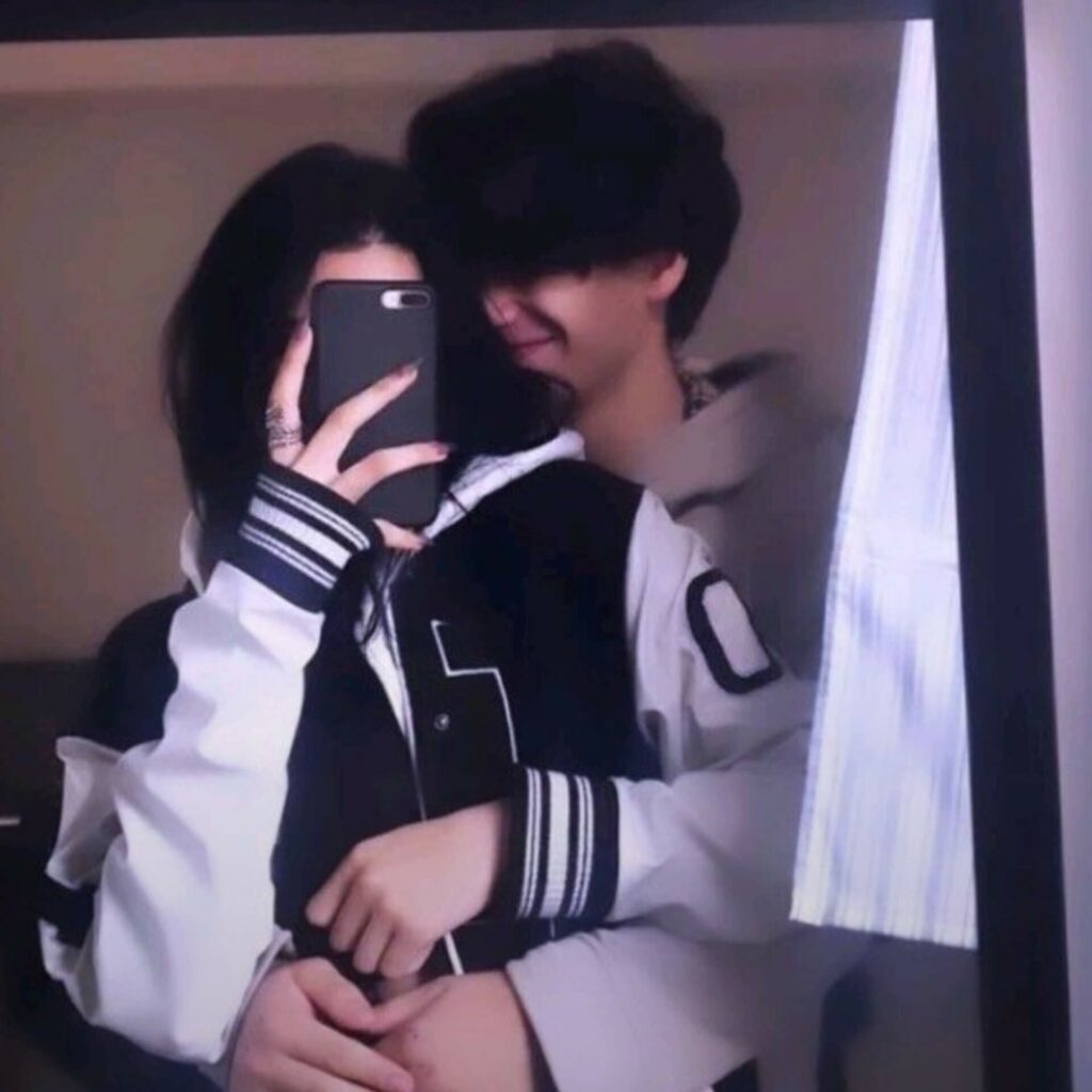 Cute Love DP